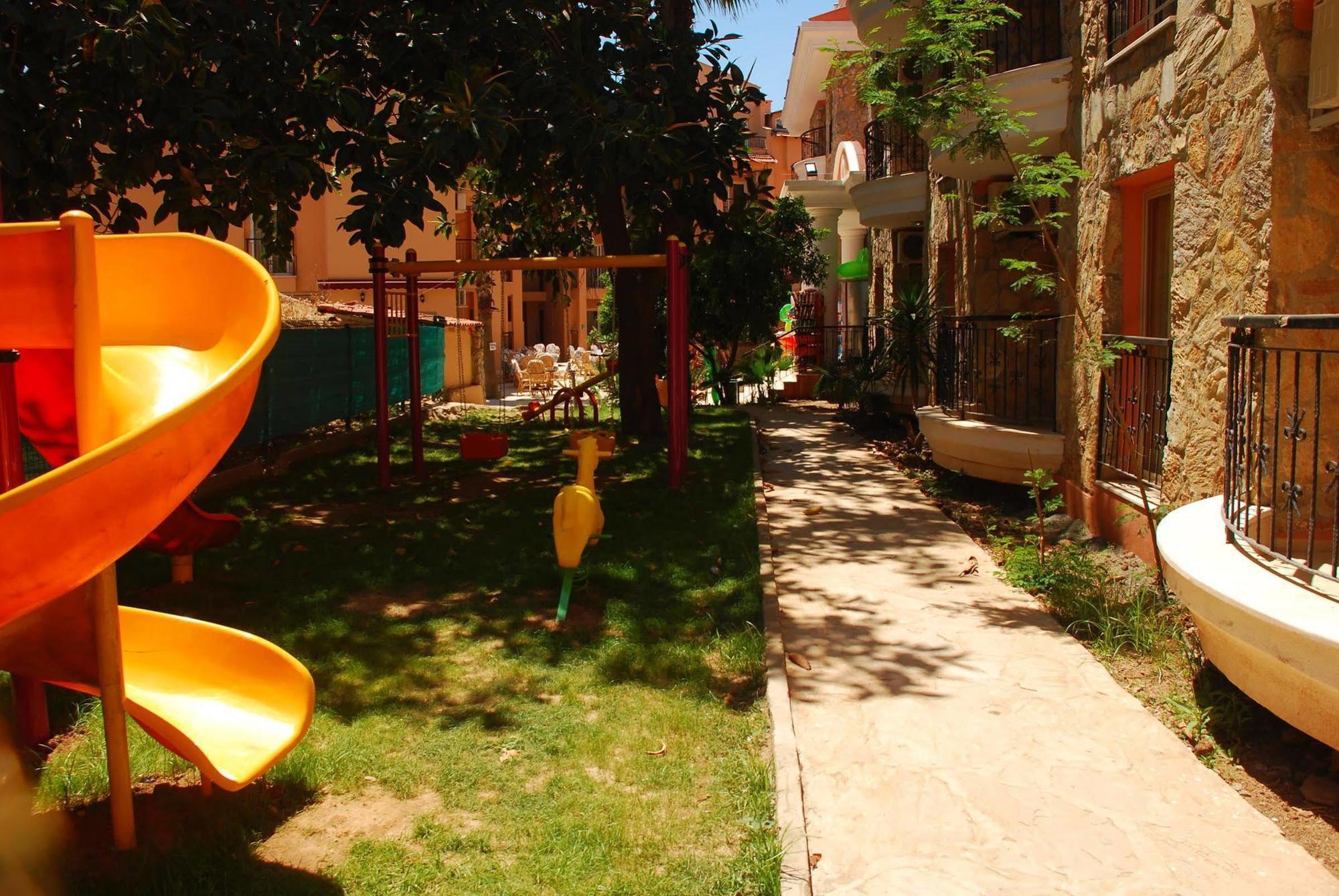 Club Dena Marmaris Exterior foto